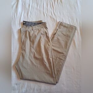 Linksoul men's size 36 Chino Boardwalker khaki Pant, EUC
